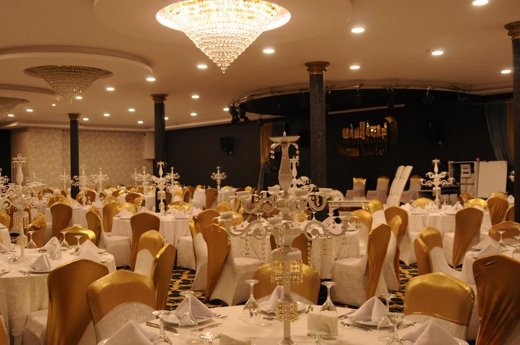 Manhattan Hotel Ankara Buitenkant foto