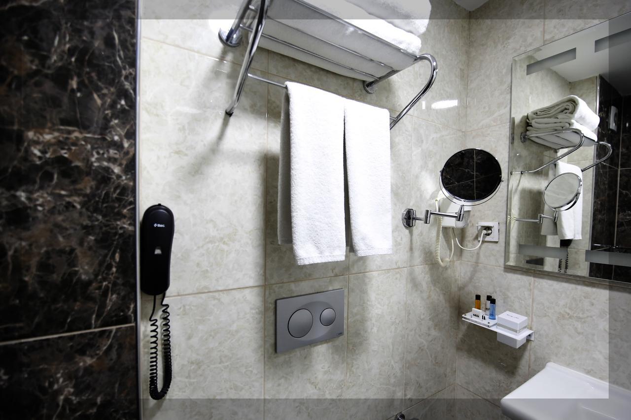 Manhattan Hotel Ankara Buitenkant foto